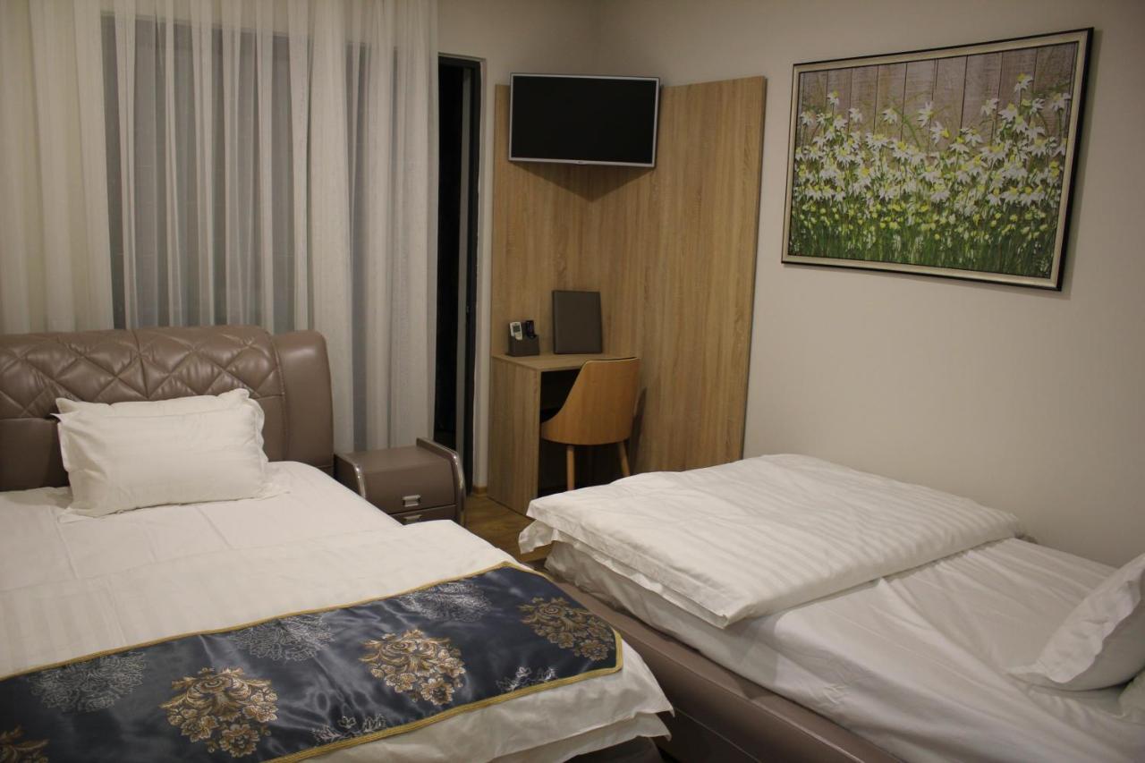 Park Hotel Tirana Yzberishti Dış mekan fotoğraf